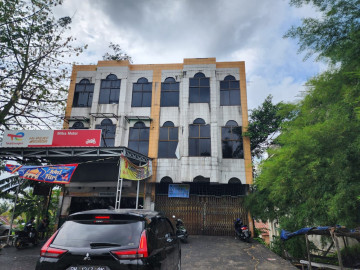 Disewakan Ruko 3lt lokasi Rumbai - Pekanbaru