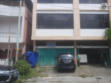 Disewakan Ruko 3lt lokasi M. Ali - Pekanbaru