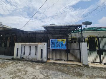 Di Sewakan 1 unit rumah semi cluster siap huni lokasi Jalan Sempurna tengah kota Pekanbaru