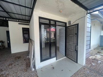 DIJUAL RUMAH SIAP HUNI TENGAH KOTA LOKASI JALAN TEROPONG PEKANBARU