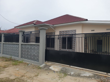 DIJUAL RUMAH BULATAN TYPE 160 KONDISI BARU LOKASI RUMBAI - PEKANBARU