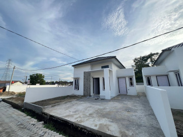 DIJUAL RUMAH BARU LOKASI GARUDA SAKTI/UKA-PEKANBARU