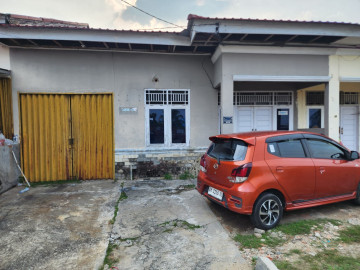 DI JUAL RUMAH DI JALAN IKHLAS