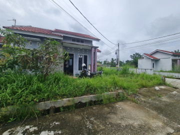 Di jual rumah subsidi posisi hook lokasi Padat karya rumbai tengah kota Pekanbaru