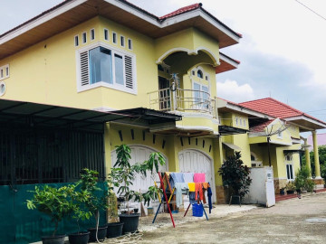 Dijual 2 unit Rumah Bulatan Mewah + Include 12 Pintu Kos-kosan di Budi Utomo