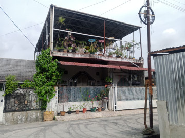 Dijual Rumah 2 Lantai di Jl. Kartama Marpoyan Damai