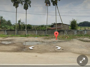 DIJUAL SEBIDANG TANAH LOKASI TEPI JALAN LINTAS TIMUR SEKIJANG PELALAWAN