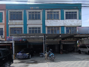 Dijual Ruko 3 Lantai di Jl. Soekarno Hatta