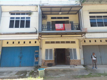 DIJUAL RUKO 3LT LOKASI DALAM KOMPLEK JL. SOEKARNO HATTA - PEKANBARU