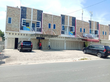 Disewakan Ruko 2lt cantik, murah dan siap huni di Jl. Satria - Pekanbaru