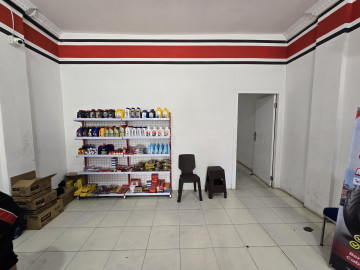 Dijual ruko gandeng 3lt full keramik lokasi jalan riau pekanbaru