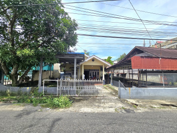 DIJUAL TANAH ADA BANGUNAN LAMA LOKASI JALAN HASANUDDIN-PEKANBARU