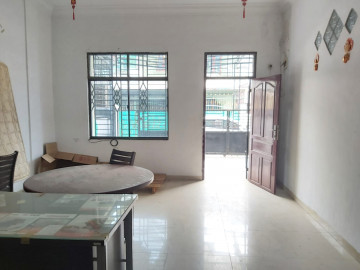Disewakan rumah 2lt siap huni di Jl. Kulim - Pekanbaru