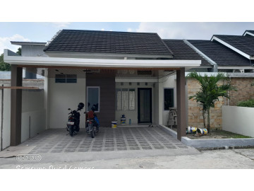 DIJUAL RUMAH CLUSTER SIAP HUNI LOKASI TUANKU TAMBUSAI UJUNG DEKAT MALL SKA - PEKANBARU