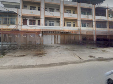 DIJUAL 3 UNIT GANDENG RUKO 3 LANTAI LOKASI JL.KAYU MANIS -PEKANBARU