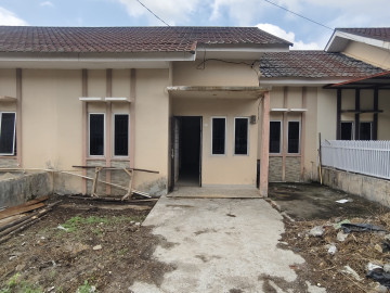 Dijual rumah cluster murah lokasi Jl. Kelapa / Tenayan Raya