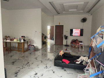 Di jual rumah 2 lantai siap huni lokasi Riau Ujung tengah kota Pekanbaru