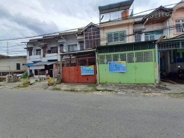 DIJUAL RUMAH DI JALAN KAMPAR PEKANBARU