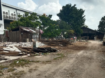 Disewakan Tanah di tepi jalan besar JL. Soekarno Hatta - Pekanbaru