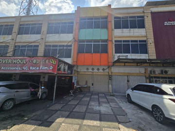 DIJUAL RUKO 3 LANTAI LOKASI DEKAT JALAN SUDIRMAN/MARPOYAN-PEKANBARU
