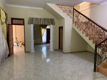 Dijual Rumah 2 Lt jalan Tuanku Tambusai Dekat Mall LW