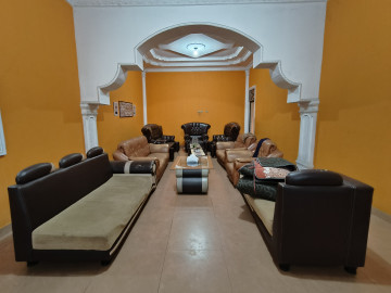 Dijual Rumah Bulatan + Gudang Lokasi Dekat Jalan Darma Bakti