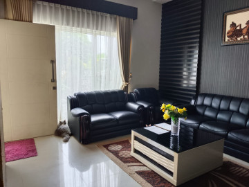 DIJUAL RUMAH CLUSTER SEMI FURNISHED LOKASI PREMIUM JL. PEMUDA - PEKANBARU