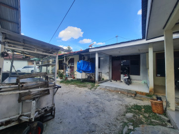 Di Jual Tanah dan rumah kontrakan 10 unit lokasi Jalan Riau tengah kota Pekanbaru