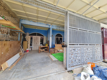 Di Jual 1 unit rumah 1 lantai siap huni Lokasi Jalan Riau dekat dengan Mall Ciputra tengah kota Pekanbaru