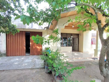 DIJUAL CEPAT RUMAH SIAP HUNI LOKASI DEKAT JL.KARYA BERSAMA/SIMPANG TIGA  -PEKANBARU
