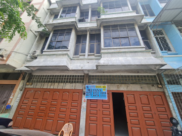 Di jual dan disewakan ruko gandeng tepi jalan Tanjung Datuk lokasi Lima Puluh kota Pekanbaru