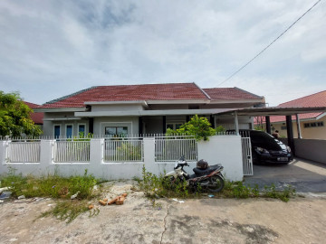 DIJUAL RUMAH SIAP HUNI LOKASI JL.SEKOLAH RUMBAI