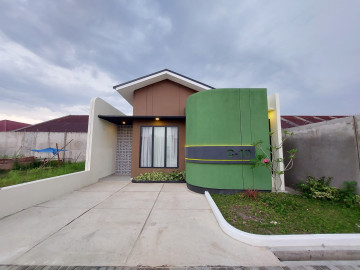 DIJUAL RUMAH CLUSTER CANTIK BARU LOKASI DEKAT JL.KARTAMA/SOEKARNO HATTA-PEKANBARU
