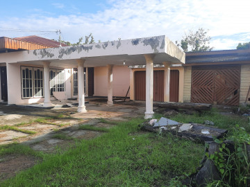 Dijual Rumah Bulatan Di Jalan Riau - Pekanbaru