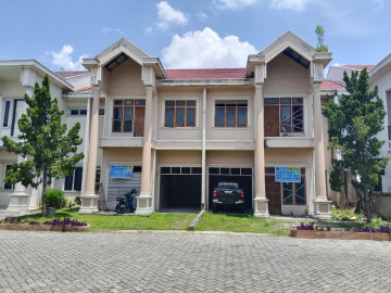 Dijual Rumah Cluster Mewah 2lt Gandeng di Jl. Tuanku Tambusai - Pekanbaru