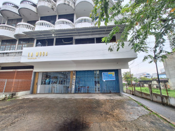 DIJUAL RUKO 3,5 LANTAI SIAP PAKAI LOKASI JL. TENGKU UMAR - PEKANBARU