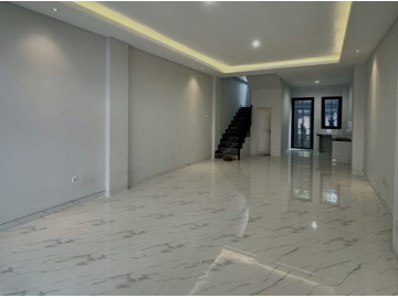 Dijual Ruko Baru 3 Lantai di Jelambar - Jakarta Barat