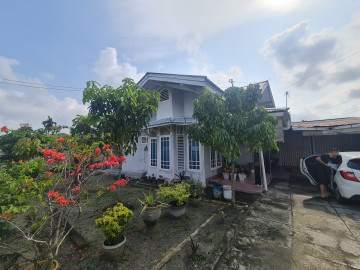 Di jual rumah bulatan lokasi jalan kulim / Pekanbaru