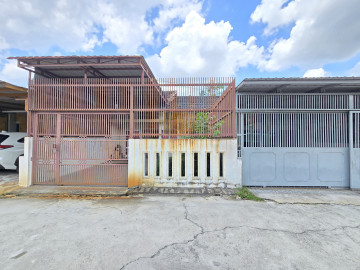 DIJUAL RUMAH SIAP HUNI DALAM PERUMAHAN LOKASI RIAU UJUNG - PEKANBARU