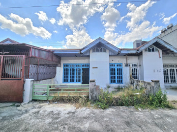 DIJUAL RUMAH BUTUH RENOVASI LOKASI DEKAT JALAN KULIM - PEKANBARU