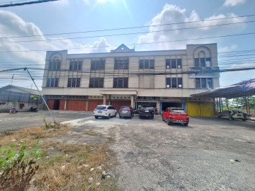 DIJUAL/DISEWAKAN RUKO 3 LANTAI SIAP PAKAI  LOKASI JL.SOEKARNO HATTA-PEKANBARU