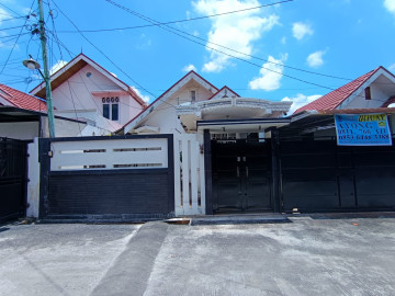 DIJUAL RUMAH CANTIK SIAP HUNI LOKASI JL. SEKOLAH - RUMBAI
