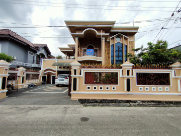 Dijual Rumah Mewah Jl. Kuantan, Gg. Pinang, Pekanbaru