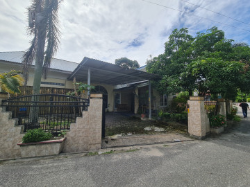 Di Jual Rumah Bulatan Lokasi Jalan Darma Bakti dekat Sekolah Darma Loka tengah kota Pekanbaru