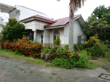 Dijual Rumah Di Jl. Rajawali Sakti Komplek  Rajawali Regency