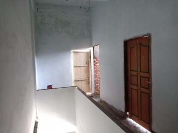 Dijual Ruko 3lt Di Jl. Sekuntum Depan Mahkota Residence