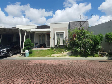 DIJUAL RUMAH CLUSTER MEWAH SIAP HUNI LOKASI JL. SUDIRMAN - PEKANBARU