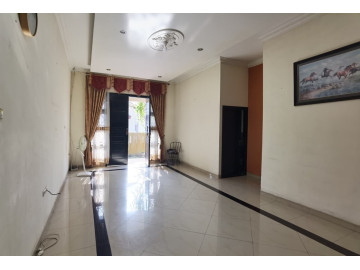 Dijual Rumah Luas di Daerah Harapan Raya - Kapau Sari