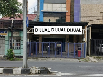 DIJUAL HOME STAY / KOST  3LT JL.KUTAI - SURABAYA