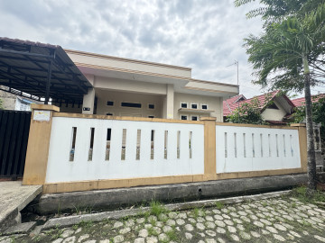 DIJUAL/ DISEWAKAN RUMAH SIAP HUNI JL.KATIO PAUS